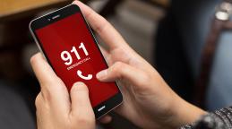 Appel téléphone 911 ©MclittleStock